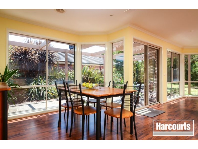 14 Stefans Court, Skye VIC 3977