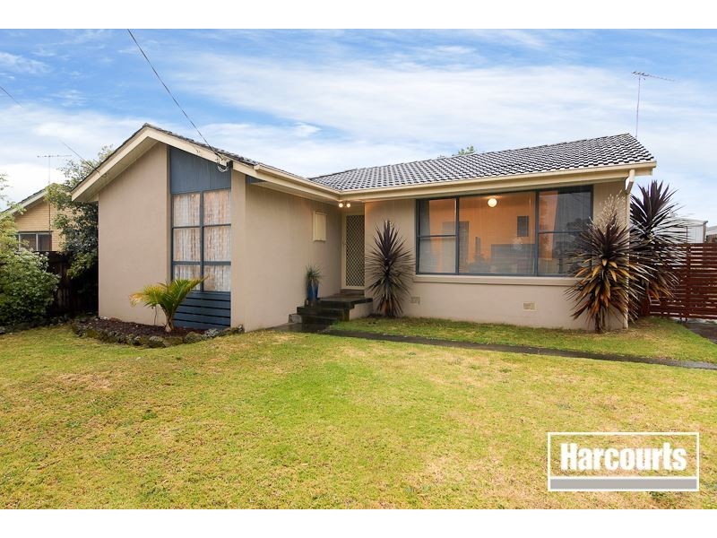 25 Silver Avenue, Frankston North VIC 3200