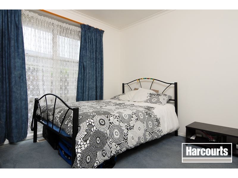 25 Silver Avenue, Frankston North VIC 3200