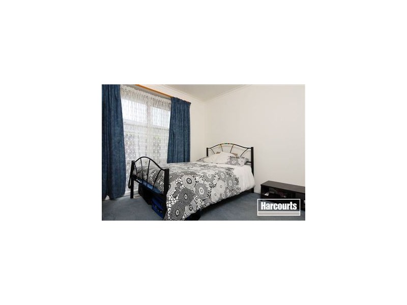 25 Silver Avenue, Frankston North VIC 3200