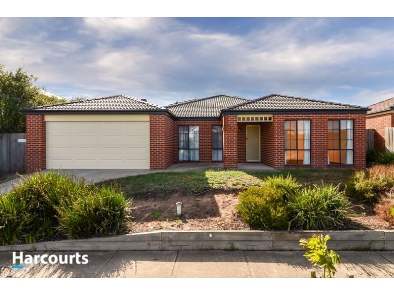 19 Emerald Rise, Skye VIC 3977