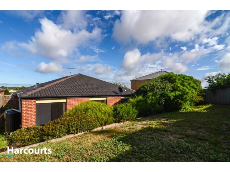 19 Emerald Rise, Skye VIC 3977