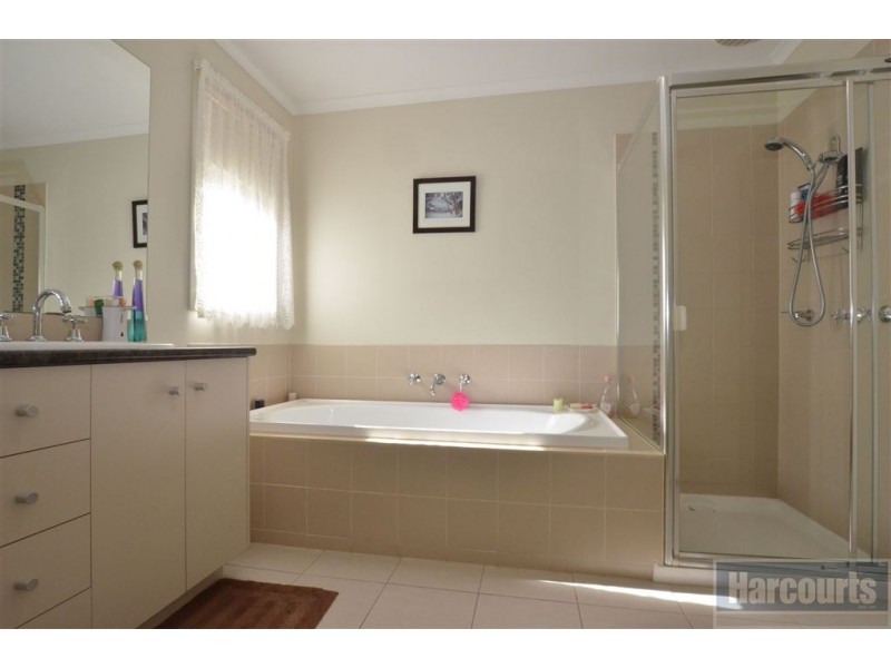 8 Wendel Court, Carrum Downs VIC 3201
