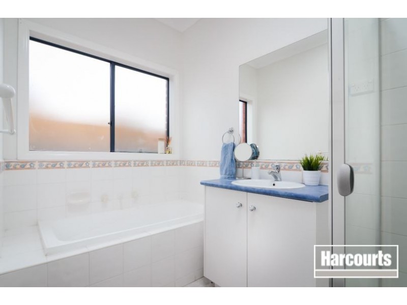 7 Clifton Grove, Carrum Downs VIC 3201