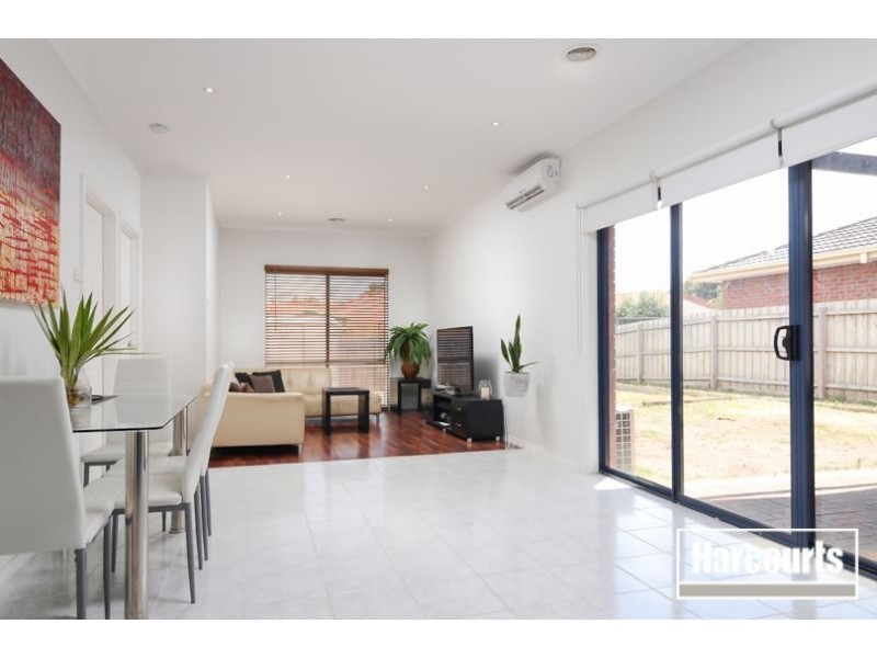 7 Clifton Grove, Carrum Downs VIC 3201
