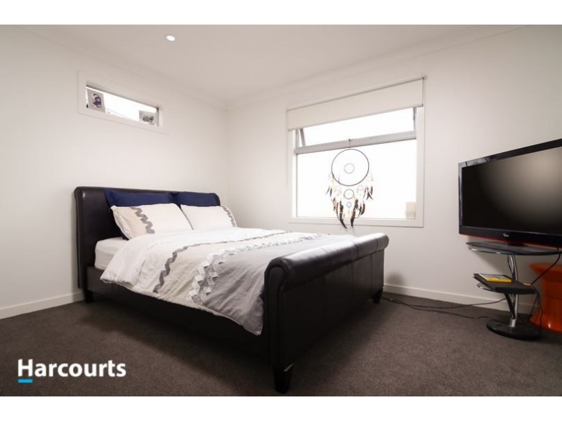 24/2 Sanoma Drive, Skye VIC 3977