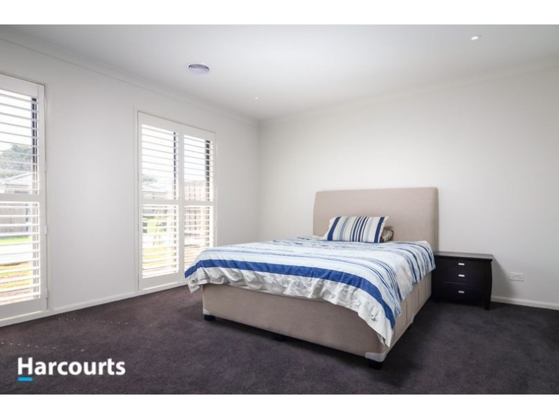 26 Solferino Way, Carrum Downs VIC 3201