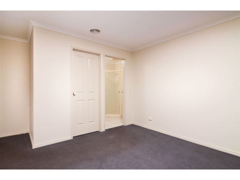 18 Lansell Court, Carrum Downs VIC 3201
