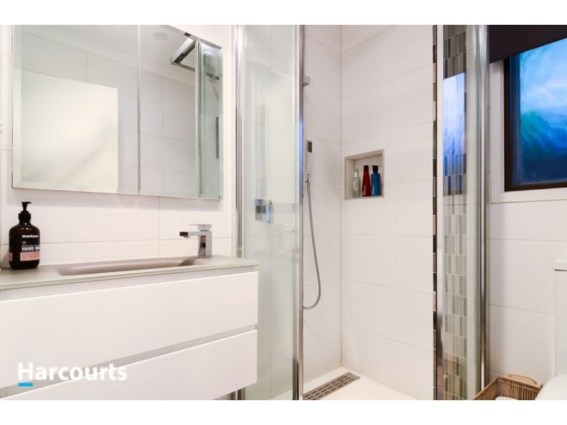 2 Hayden Avenue, Frankston VIC 3199