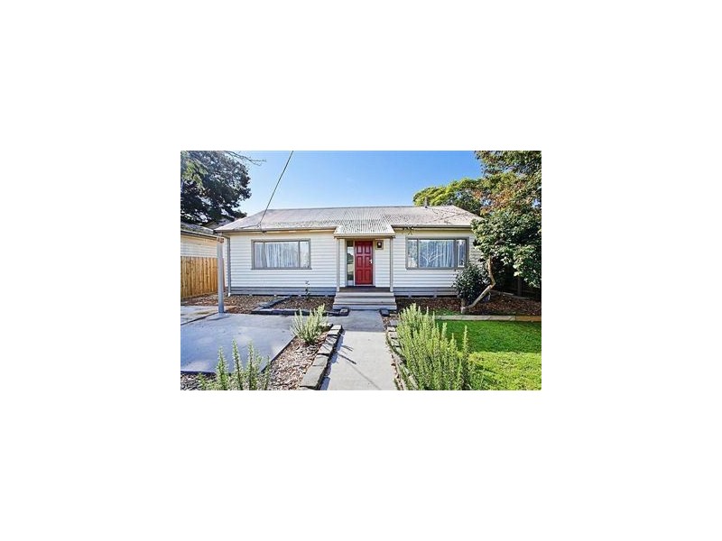 25 McCulloch Avenue, Seaford VIC 3198