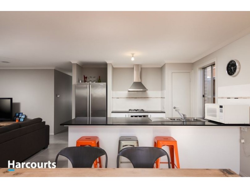 22 Solferino Way, Carrum Downs VIC 3201