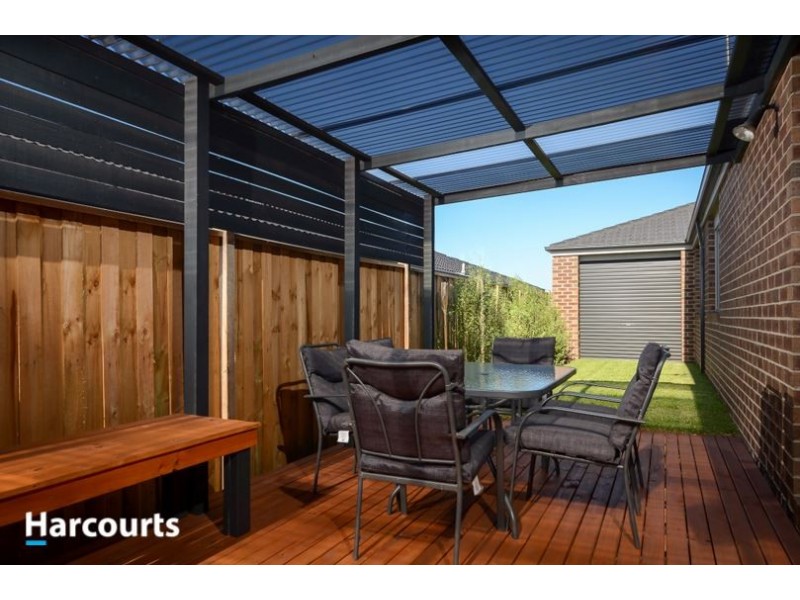 22 Solferino Way, Carrum Downs VIC 3201
