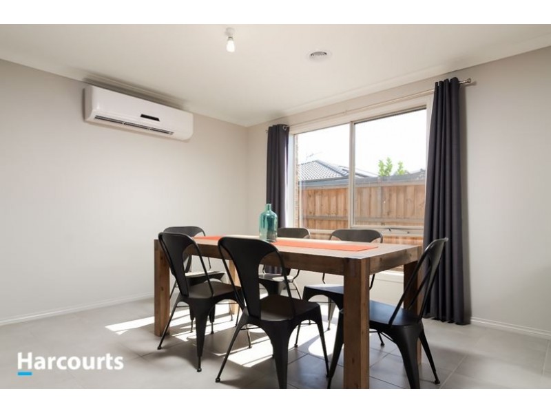 22 Solferino Way, Carrum Downs VIC 3201