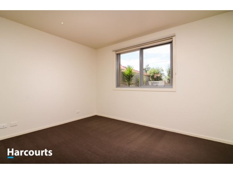1/54 Gould Street, Frankston VIC 3199