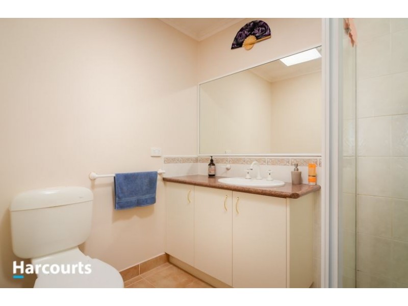 2 Kincaid Avenue, Skye VIC 3977