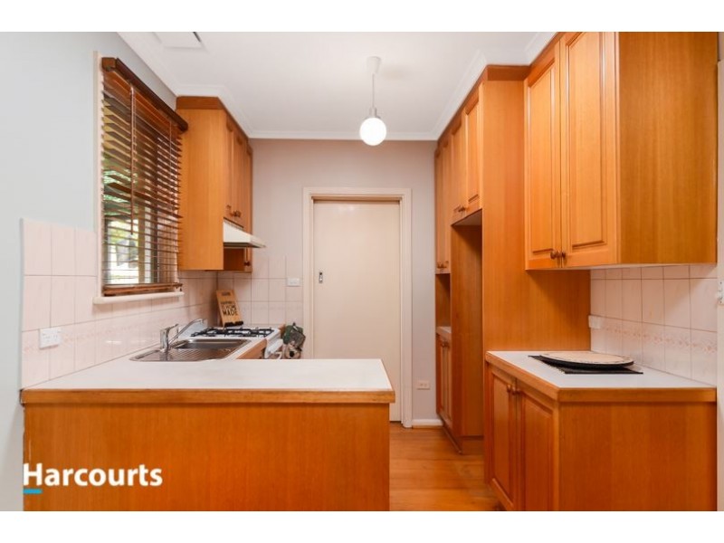 11 Gloria Avenue, Dandenong North VIC 3175