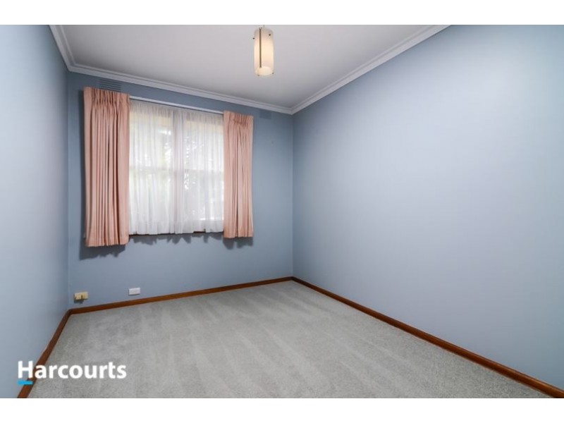 11 Gloria Avenue, Dandenong North VIC 3175