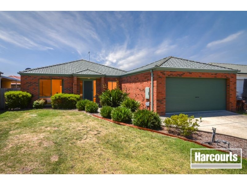 4 Mingay Place, Cranbourne West VIC 3977