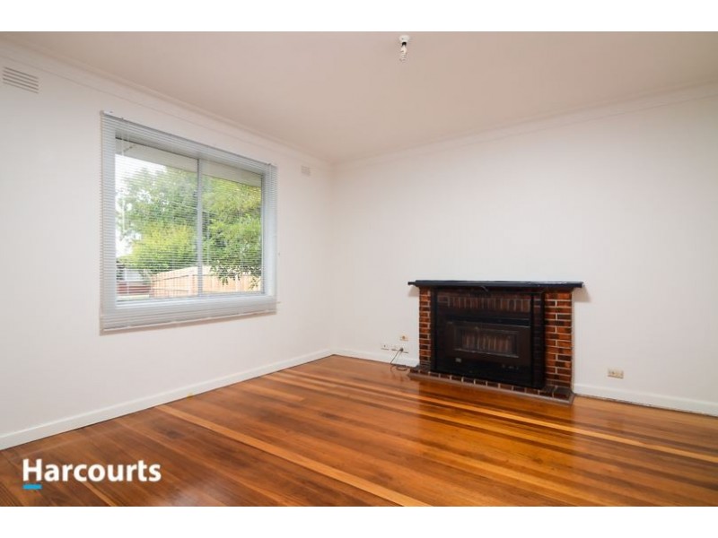 9 Robinsons Road, Seaford VIC 3198