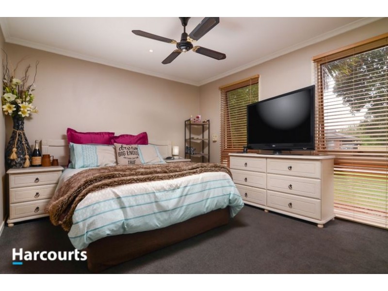 10 Kerrie Anne Court, Skye VIC 3977