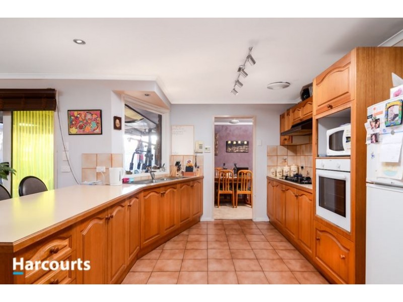 143 Lyrebird Drive, Carrum Downs VIC 3201