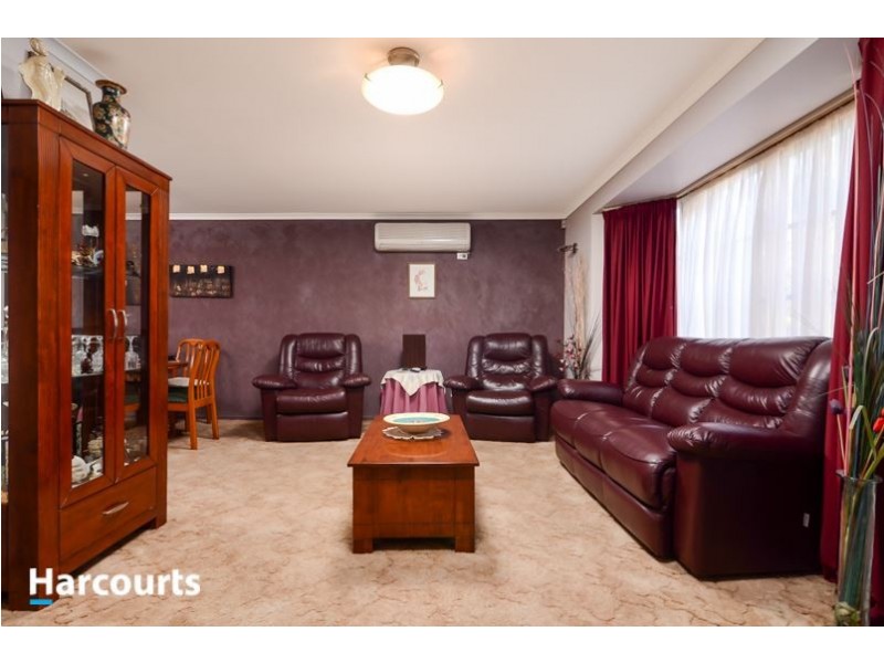 143 Lyrebird Drive, Carrum Downs VIC 3201