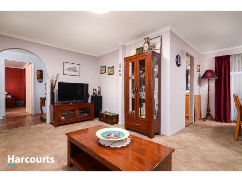 143 Lyrebird Drive, Carrum Downs VIC 3201