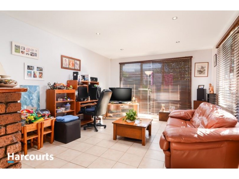 143 Lyrebird Drive, Carrum Downs VIC 3201