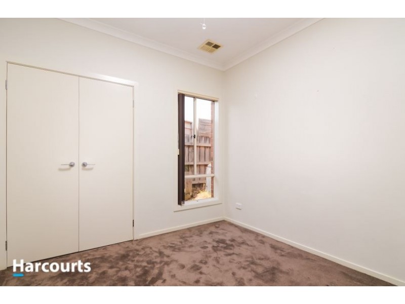 8a Karri Court, Frankston North VIC 3200