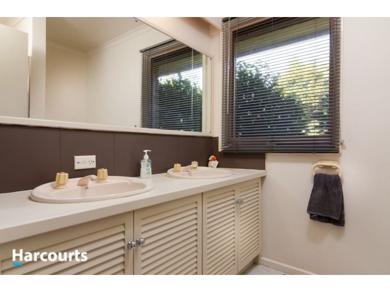 12 McBride Crescent, Seaford VIC 3198