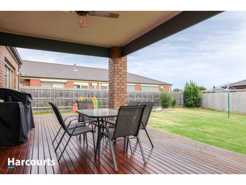 4 Coral Mews, Skye VIC 3977