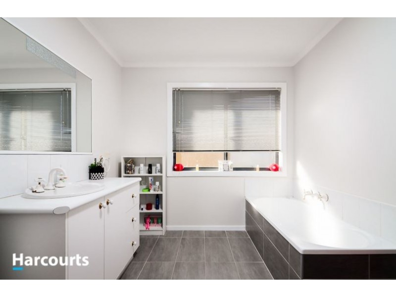 6 Petley Court, Carrum Downs VIC 3201