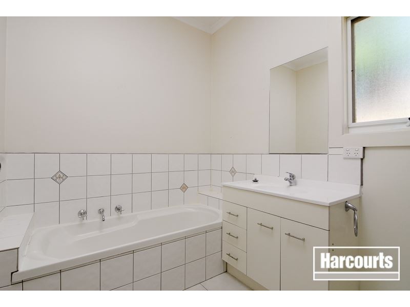 9a Kestrel Court, Carrum Downs VIC 3201