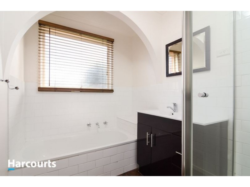 42 Sunbird Crescent, Carrum Downs VIC 3201