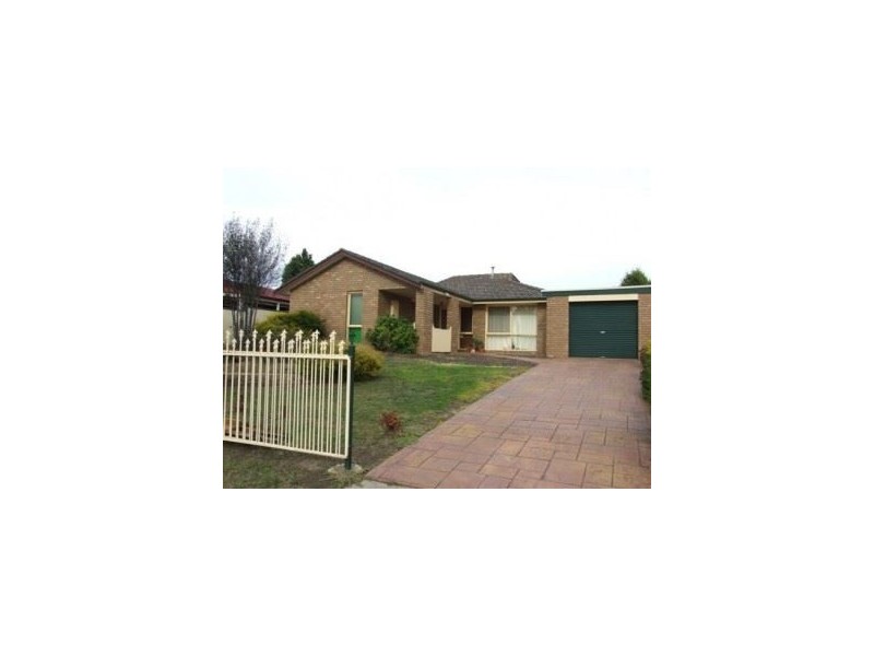 10 Thornbill Drive, Carrum Downs VIC 3201
