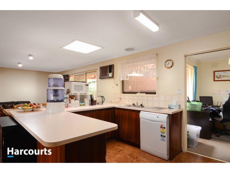 16 Thornbill Drive, Carrum Downs VIC 3201