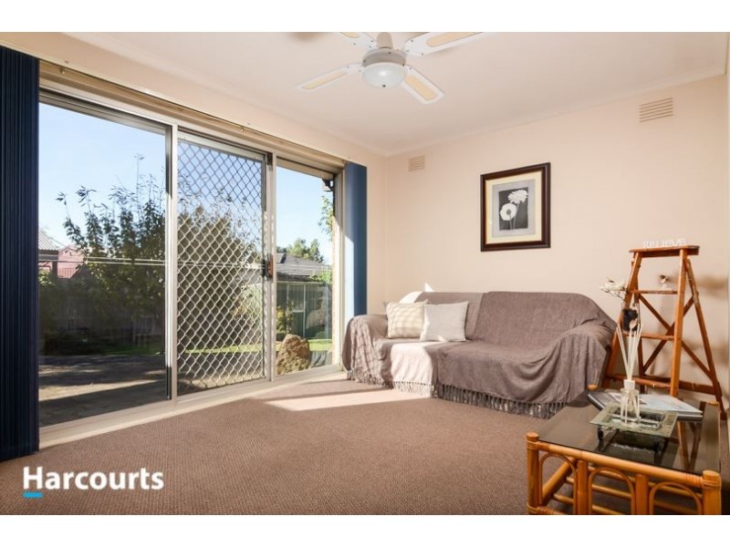22 Emanuel Drive, Seaford VIC 3198