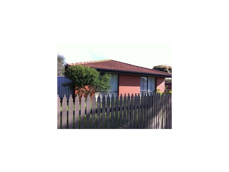 2 Moodie Court, Carrum Downs VIC 3201