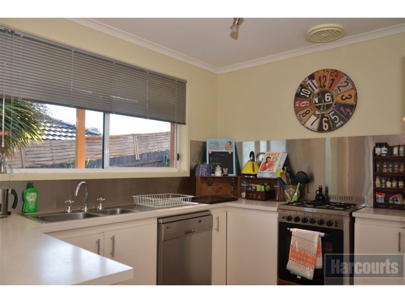 2/31 Cadles Road, Carrum Downs VIC 3201