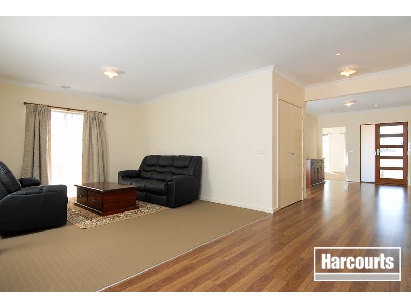 9 Dina Retreat, Carrum Downs VIC 3201