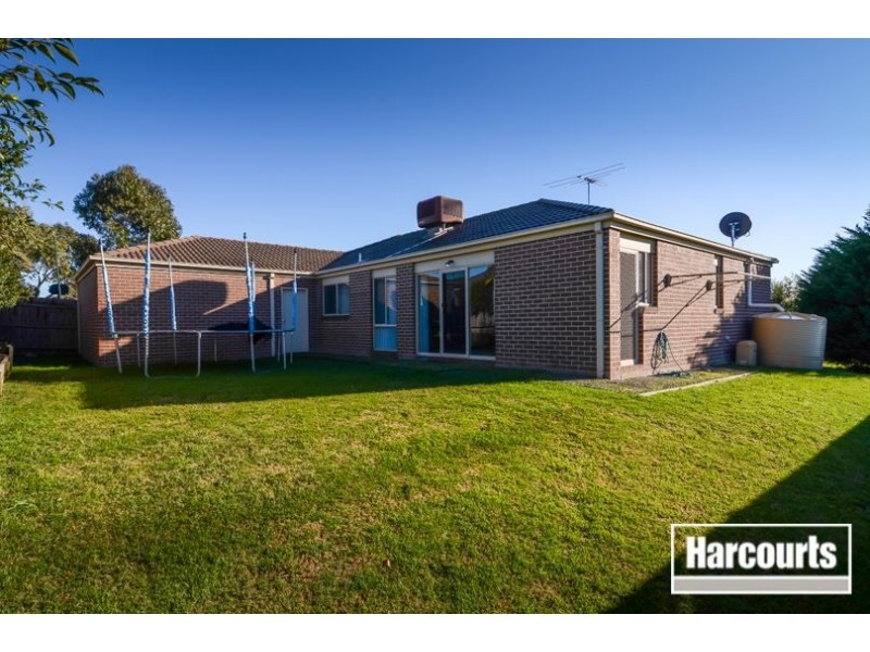72 Ferndown Drive, Cranbourne VIC 3977
