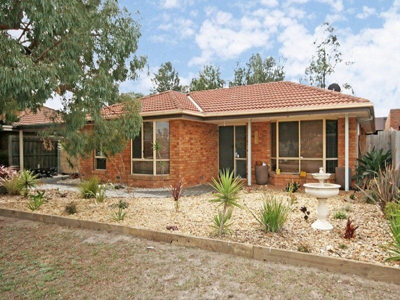 5 Peregrine Place, Carrum Downs VIC 3201