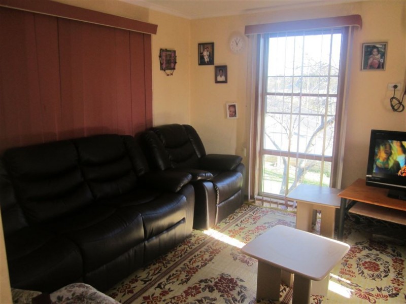 16 Silver Avenue, Frankston North VIC 3200