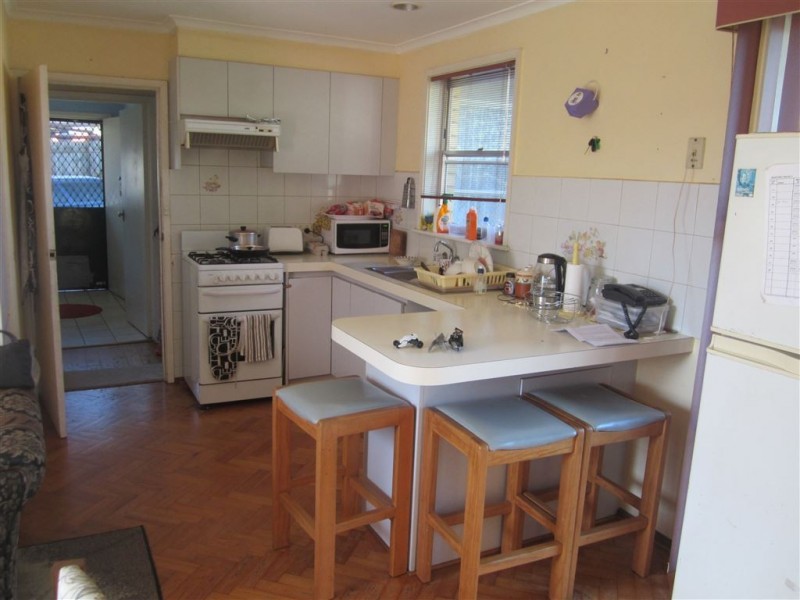 16 Silver Avenue, Frankston North VIC 3200