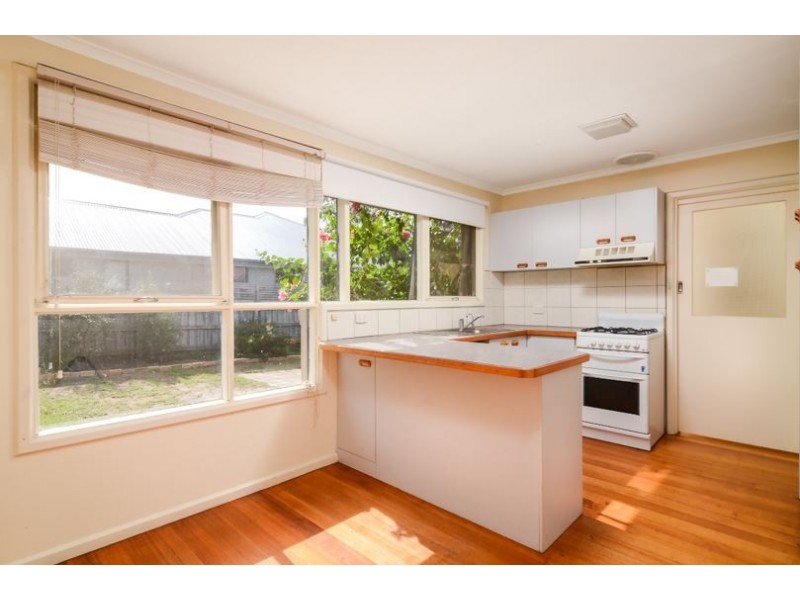 1 Selsey Street, Seaford VIC 3198