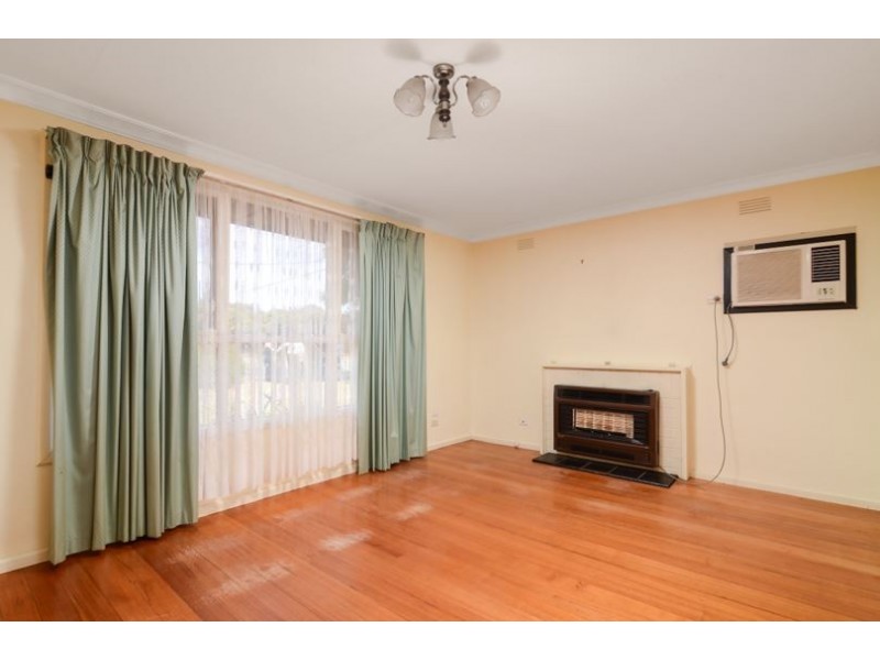 1 Selsey Street, Seaford VIC 3198