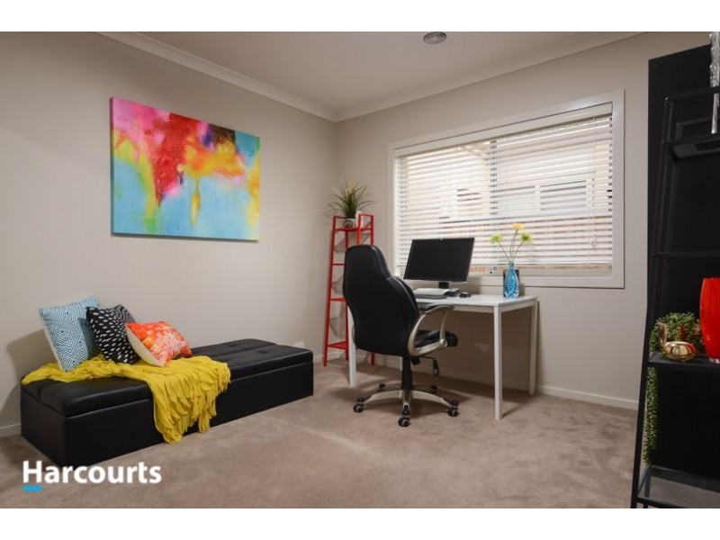 42 Warrego Circuit, Sandhurst VIC 3977