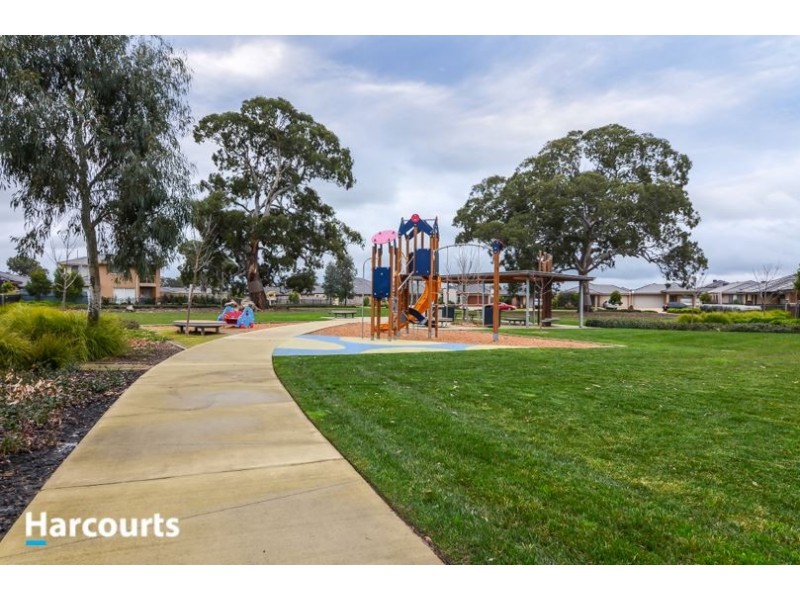 42 Warrego Circuit, Sandhurst VIC 3977
