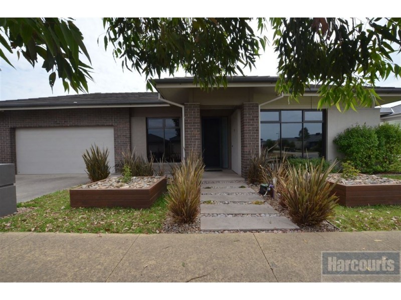 13 Leichhardt Court, Sandhurst VIC 3977