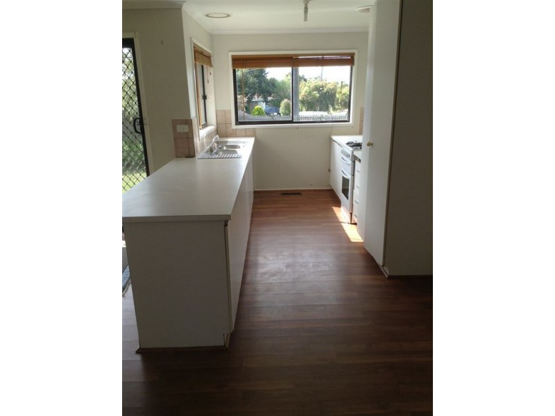 16 Tremaine Court, Carrum Downs VIC 3201